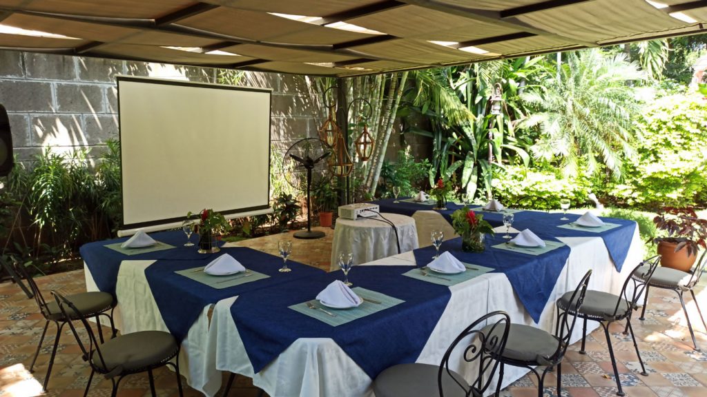 espacio al aire libre para eventos corporativos en managua